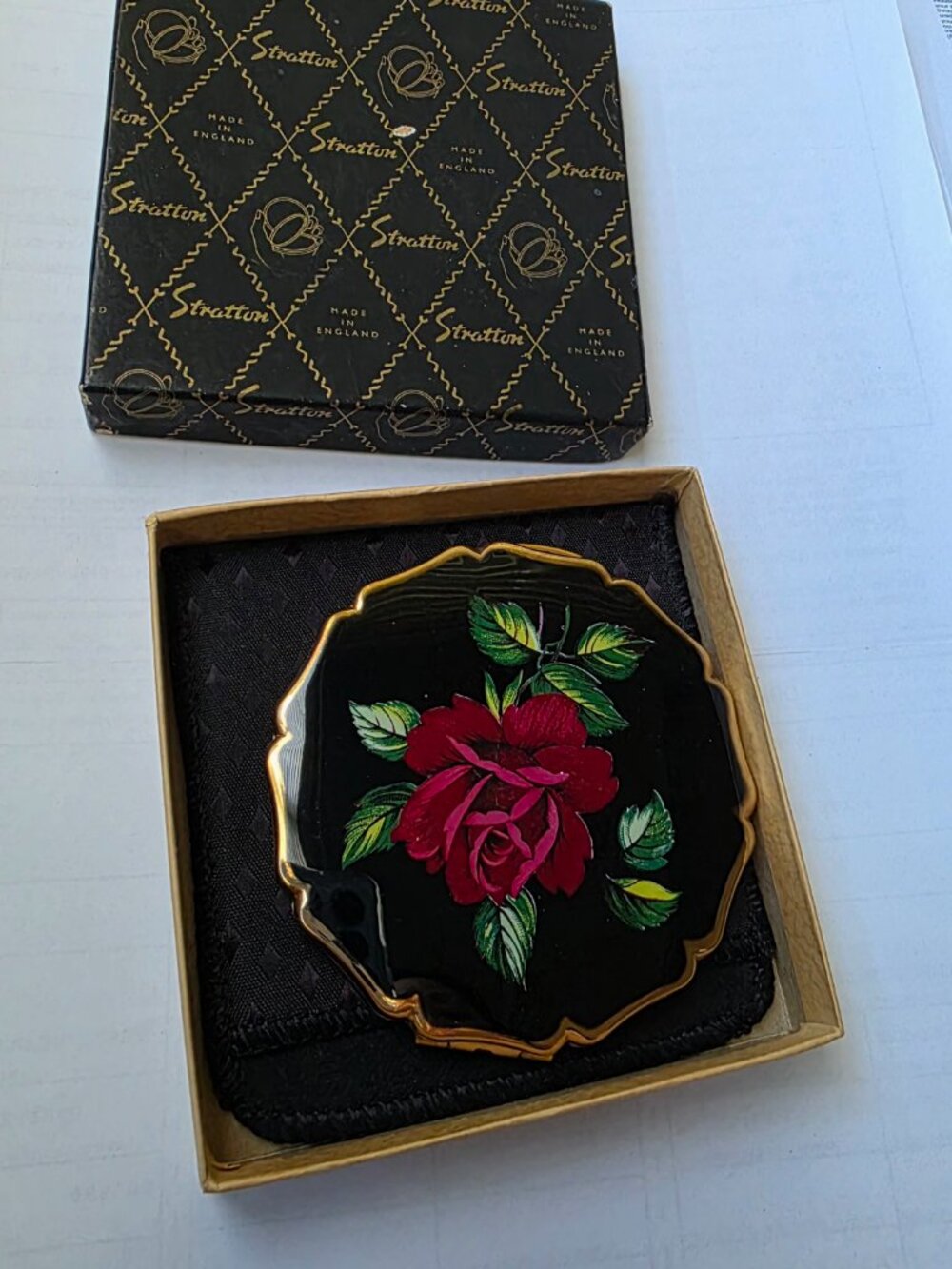 VIntage 1960s Stratton Rose Powder Compact- Unused, Fillable